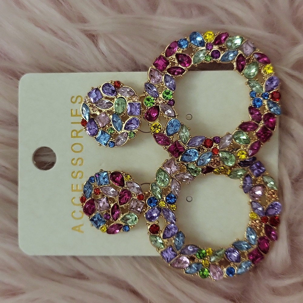 SALE!! Brand New ACCESSORIES RHINESTONE Fashion Earrings